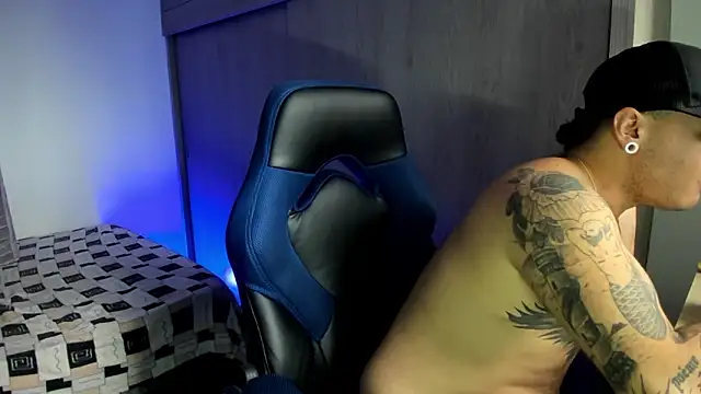 male pussy online show from 02-01-26, 04:16