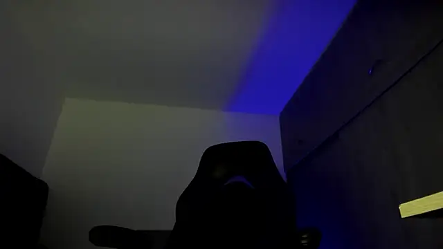 Snapshot of male_pussy chatting on 11-24-25, 03:06 male pussy online show from 11-24-25, 03:06