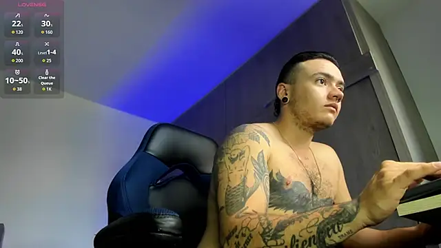 Snapshot of male_pussy chatting on 11-18-25, 05:16 male pussy online show from 11-18-25, 05:16