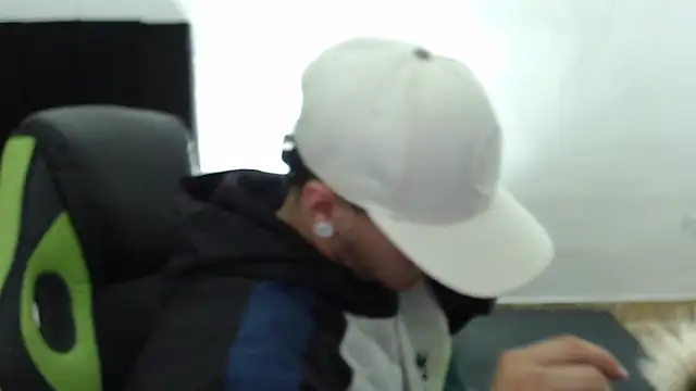 male pussy online show from 02-11-26, 04:01