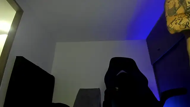 Snapshot of male_pussy chatting on 11-06-25, 02:59 male pussy online show from 11-06-25, 02:59