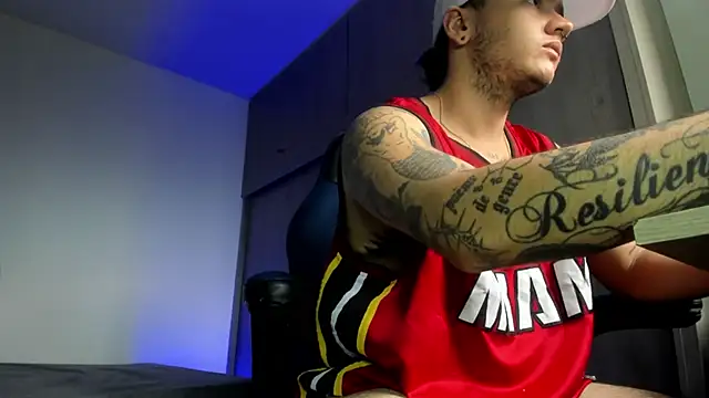 male pussy online show from 02-16-26, 04:27