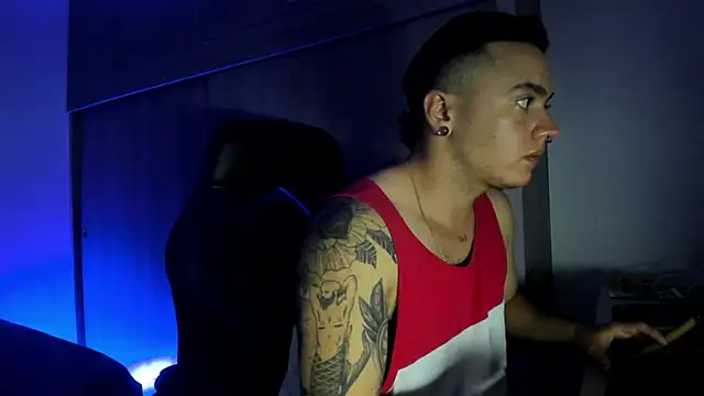 Snapshot of male_pussy chatting on 12-05-25, 06:39 male pussy online show from 12-05-25, 06:39