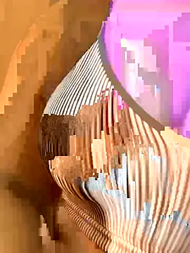 yummydoll97 online show from 02-13-25, 08:17