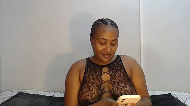 yummydoll97 online show from 12-03-25, 06:40