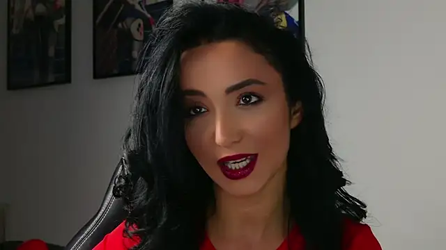 Snapshot of KatherineRyder chatting on 10-04-25, 05:03 KatherineRyder online show from 10-04-25, 05:03