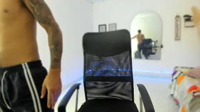 slim master12 online show from 11-15-25, 02:59