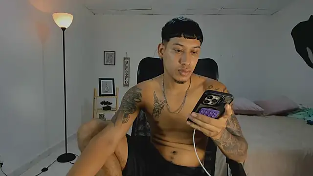 slim master12 online show from 03-02-26, 09:22