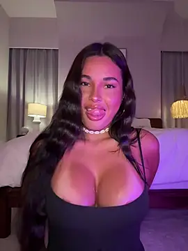 Snapshot of Lizhush_ chatting on 01-06-26, 03:38 Lizhush online show from 01-06-26, 03:38