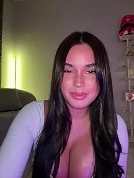 Snapshot of Lizhush_ chatting on 03-24-26, 03:01 Lizhush online show from 03-24-26, 03:01