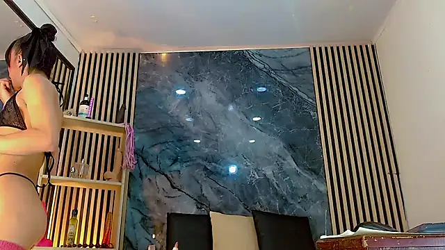 PriscilaRainbow online show from 10-26-25, 08:09