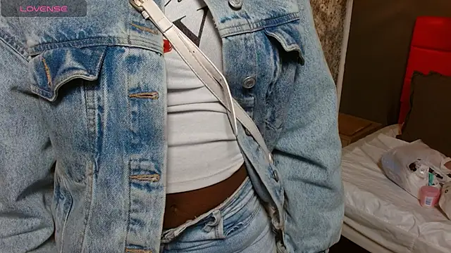 Raquel jones online show from 10-01-25, 07:29