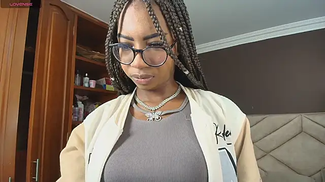 Raquel jones online show from 09-14-25, 11:32