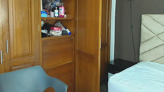 Raquel jones online show from 09-09-25, 12:14