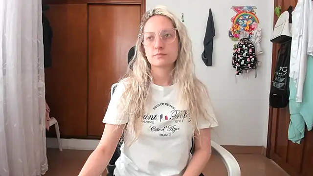 Adele johnsonn1 online show from 11-20-25, 04:07