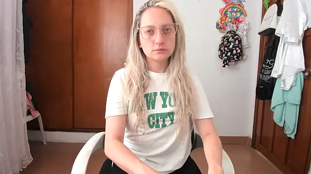 Adele johnsonn1 online show from 11-12-25, 03:27