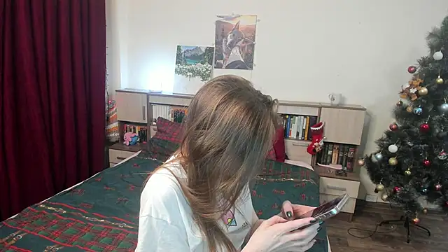 Snapshot of LianaMiller88 chatting on 12-27-24, 02:01 LianaMiller88 online show from 12-27-24, 02:01