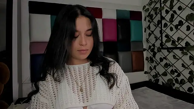 MelodySweett online show from 01-18-26, 03:32