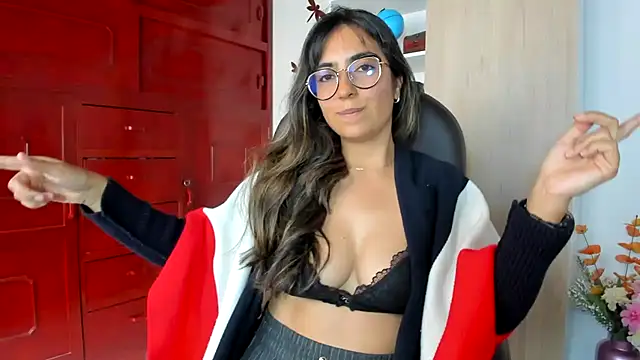 Isabellaa22 1 online show from 06-30-26, 06:52