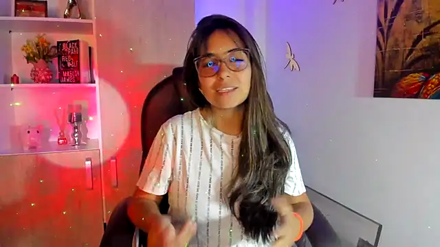 Isabellaa22 1 online show from 02-28-25, 03:48