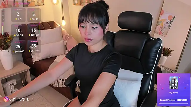 emilyruiz1 online show from 04-26-26, 12:13