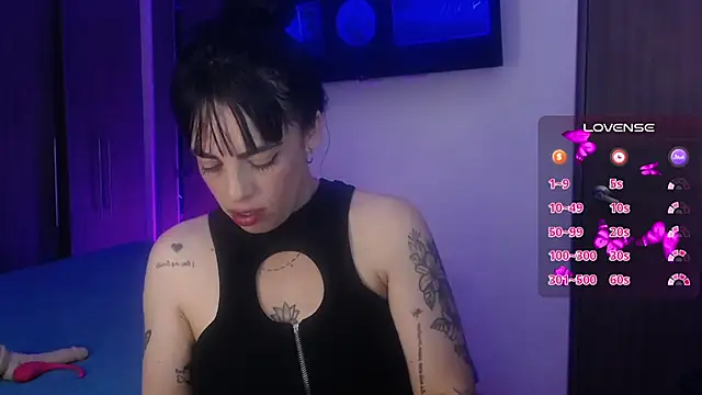 violett honney online show from 07-24-26, 04:19