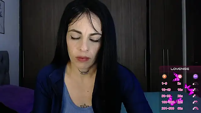 violett honney online show from 04-01-26, 05:42