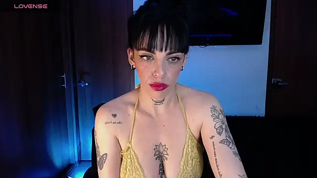 violett honney online show from 11-08-25, 04:49