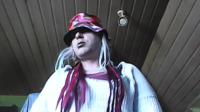 Snapshot of Family666Zombie chatting on 06-06-26, 03:50 Family666Zombie online show from 06-06-26, 03:50