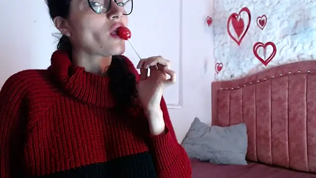 lunazulsj online show from 02-18-25, 03:31