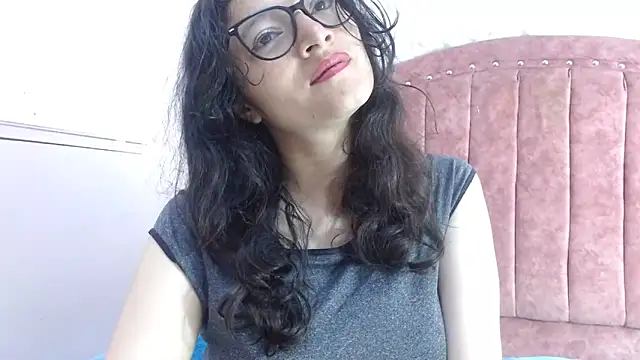 lunazulsj online show from 01-18-25, 01:40