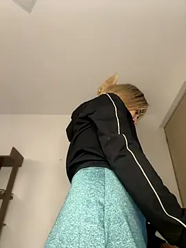 Grecia 21 online show from 09-30-25, 08:15