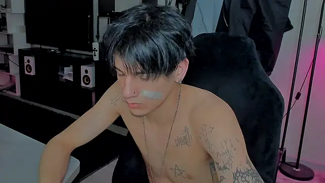 MarkBrowniii online show from 04-04-26, 04:46