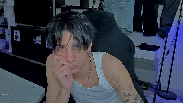 MarkBrowniii online show from 04-13-26, 03:32