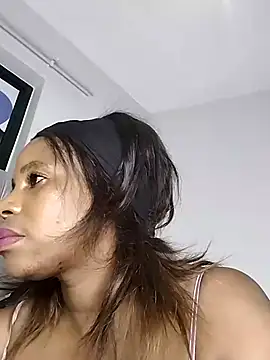 Nattybae09 online show from 03-17-25, 07:26