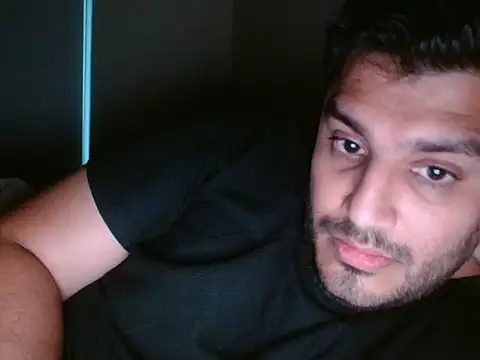 Snapshot of robintoit chatting on 06-27-26, 12:49 robintoit online show from 06-27-26, 12:49
