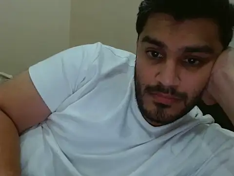Snapshot of robintoit chatting on 07-02-26, 06:08 robintoit online show from 07-02-26, 06:08