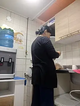 Natasha milf   online show from 11-15-25, 12:42