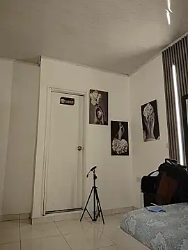 Natasha milf   online show from 11-30-25, 12:55