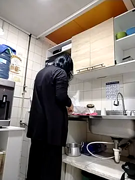 Natasha milf   online show from 02-12-26, 12:49