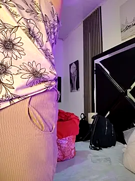 Natasha milf   online show from 10-08-25, 12:50