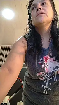 Natasha milf   online show from 07-16-26, 04:26