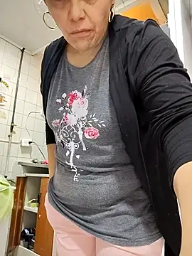 Natasha milf   online show from 12-01-25, 01:01