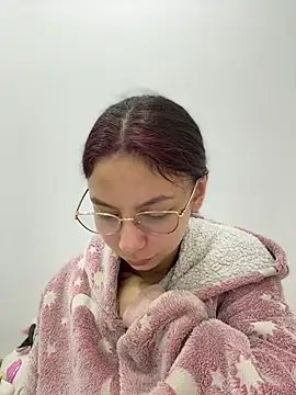 Bonniepark online show from 12-21-25, 12:18