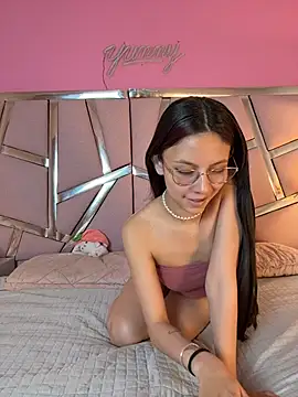 Bonniepark online show from 04-21-26, 01:07