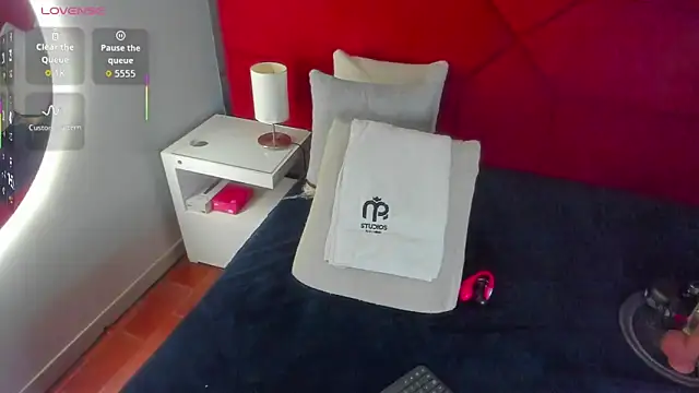 hanny milf online show from 04-12-26, 01:53