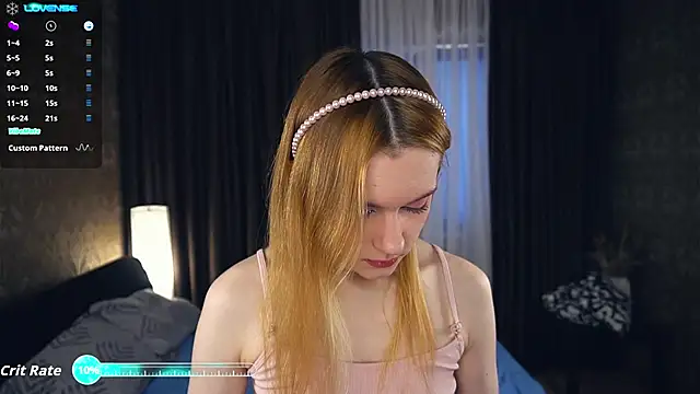 Snapshot of MariamAven chatting on 10-11-25, 05:52 MariamAven online show from 10-11-25, 05:52