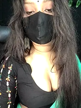 Idhika Paul online show from 11-15-25, 10:08