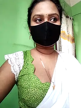 Idhika Paul online show from 04-06-26, 09:10