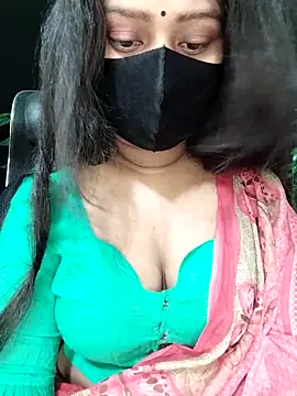 Idhika Paul online show from 10-30-25, 02:43